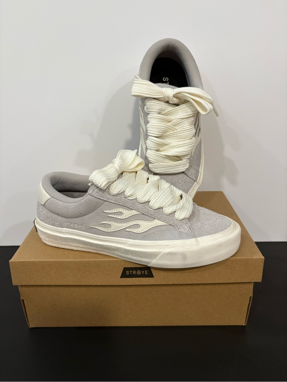 Straye Logan Puff Flame Skate Sneakers in Light Gray and Cream with Big Laces